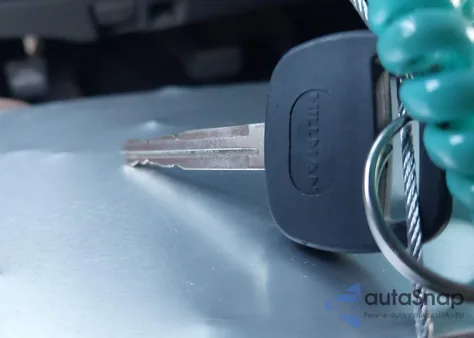 2012 Toyota Tacoma from USA, damaged, VIN 5TFNX4CN2CX008872